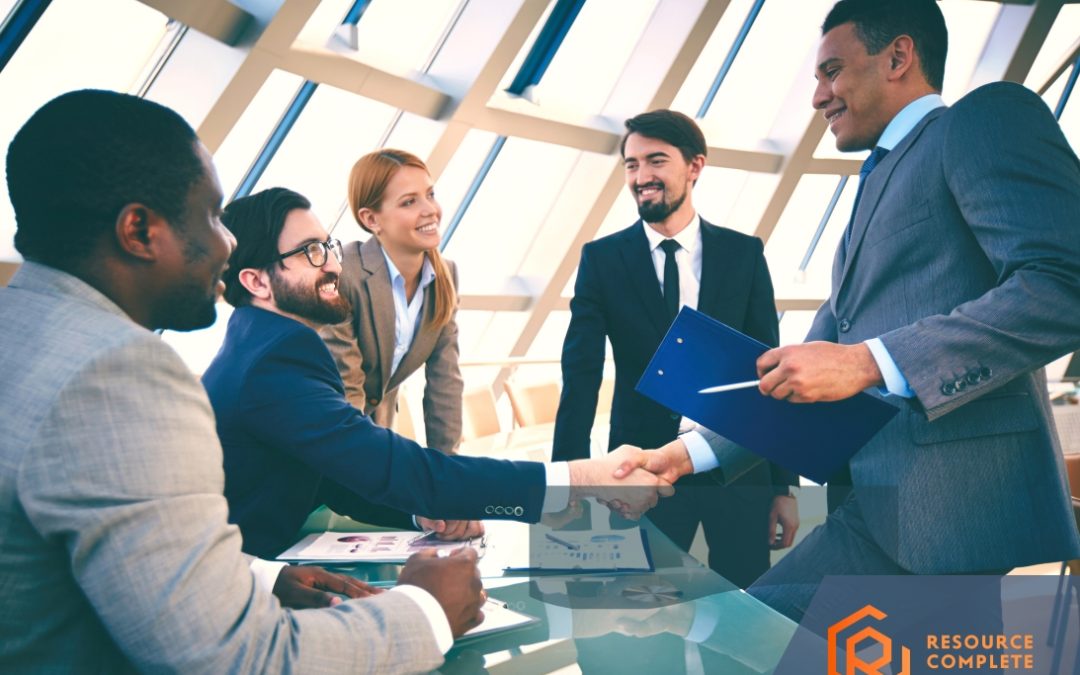 Manager giving specific, timely recognition to a teammate, highlighting behaviour, result, and impact