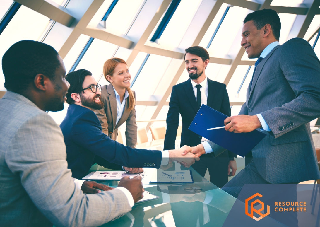 Manager giving specific, timely recognition to a teammate, highlighting behaviour, result, and impact