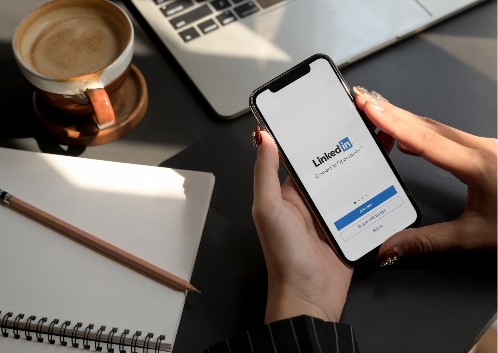 South African professional optimising LinkedIn profile to attract recruiters